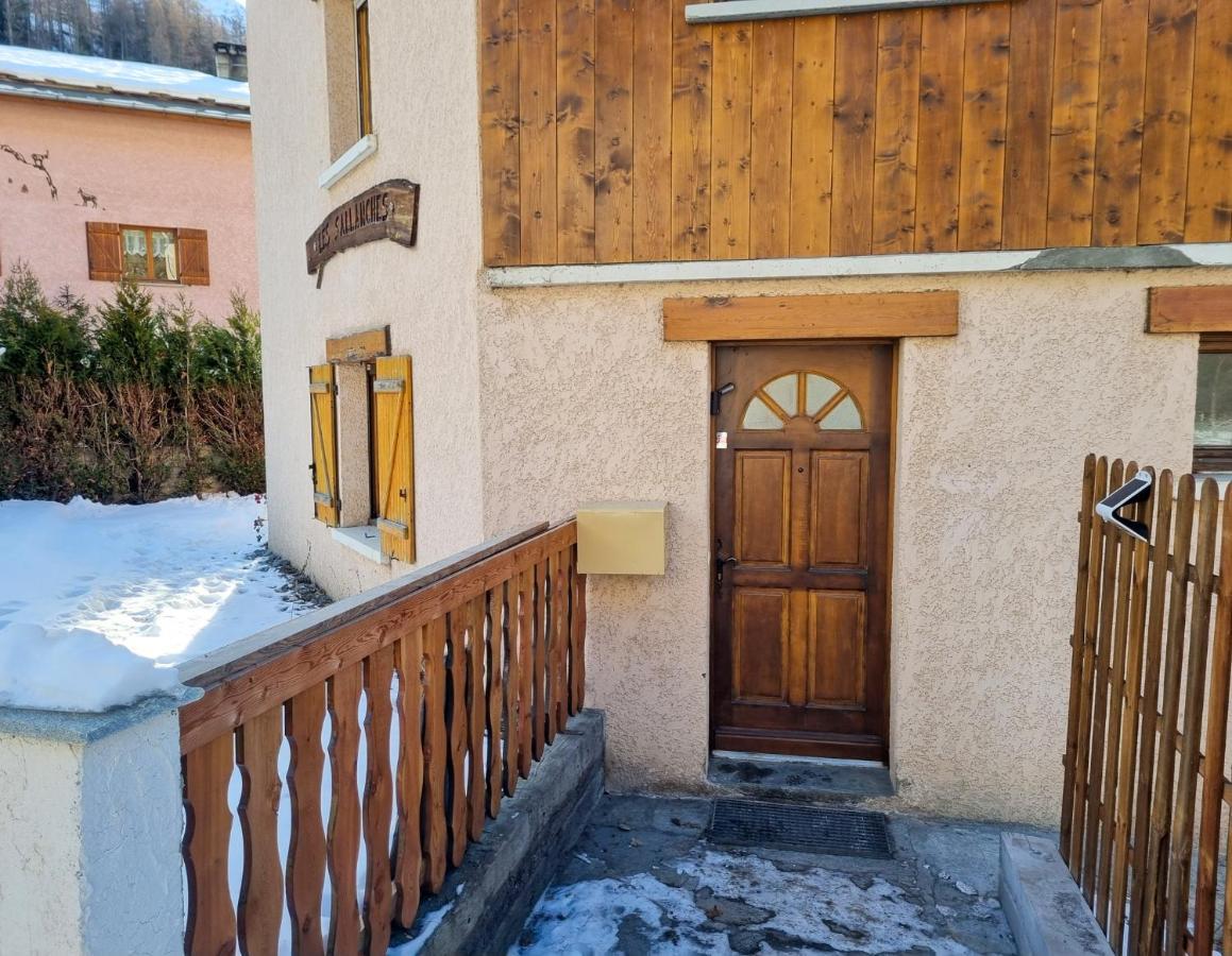 Les Sallanches Lägenhet Lanslevillard Exteriör bild