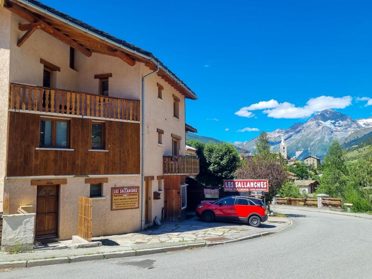 Les Sallanches Lägenhet Lanslevillard Exteriör bild