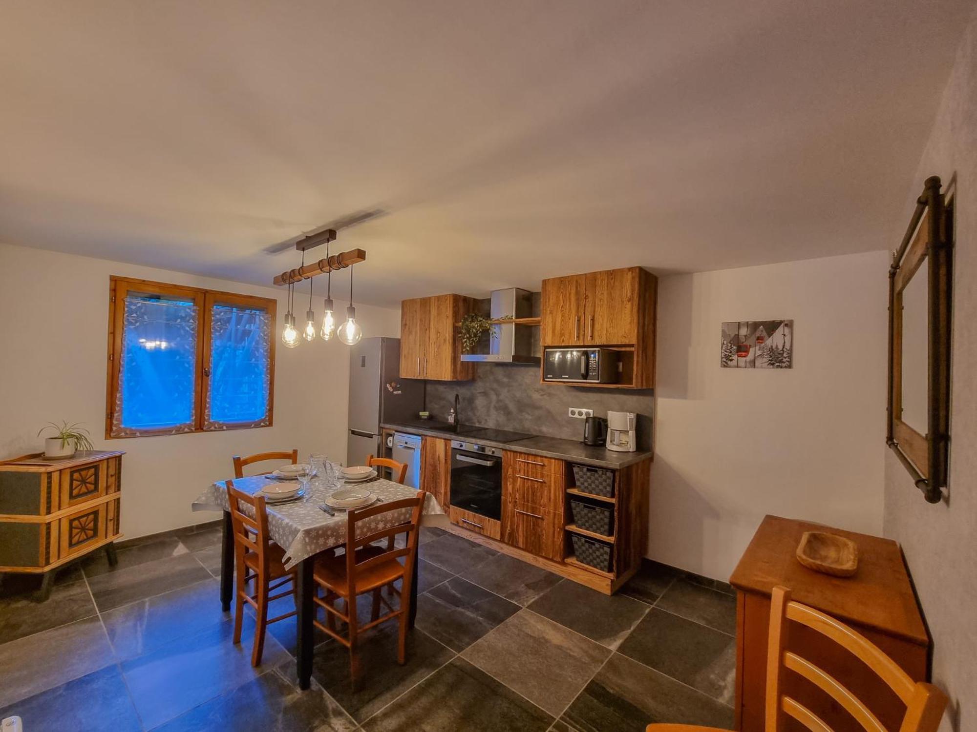 Les Sallanches Lägenhet Lanslevillard Exteriör bild